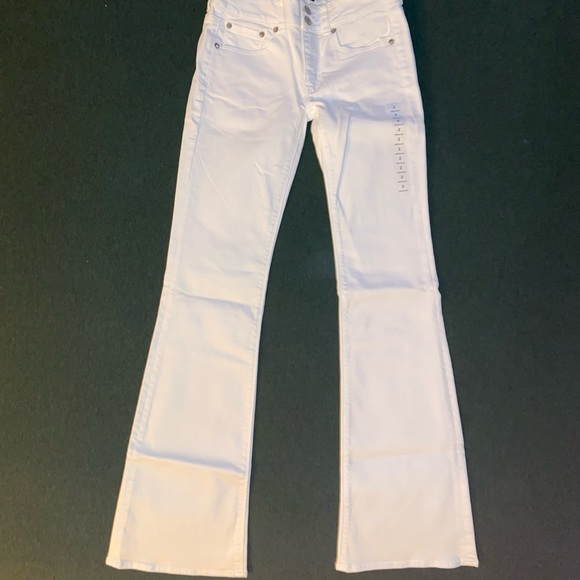 🤩 AE ARTIST® FLARE JEAN | White | 2 Regular - Picture 2 of 8